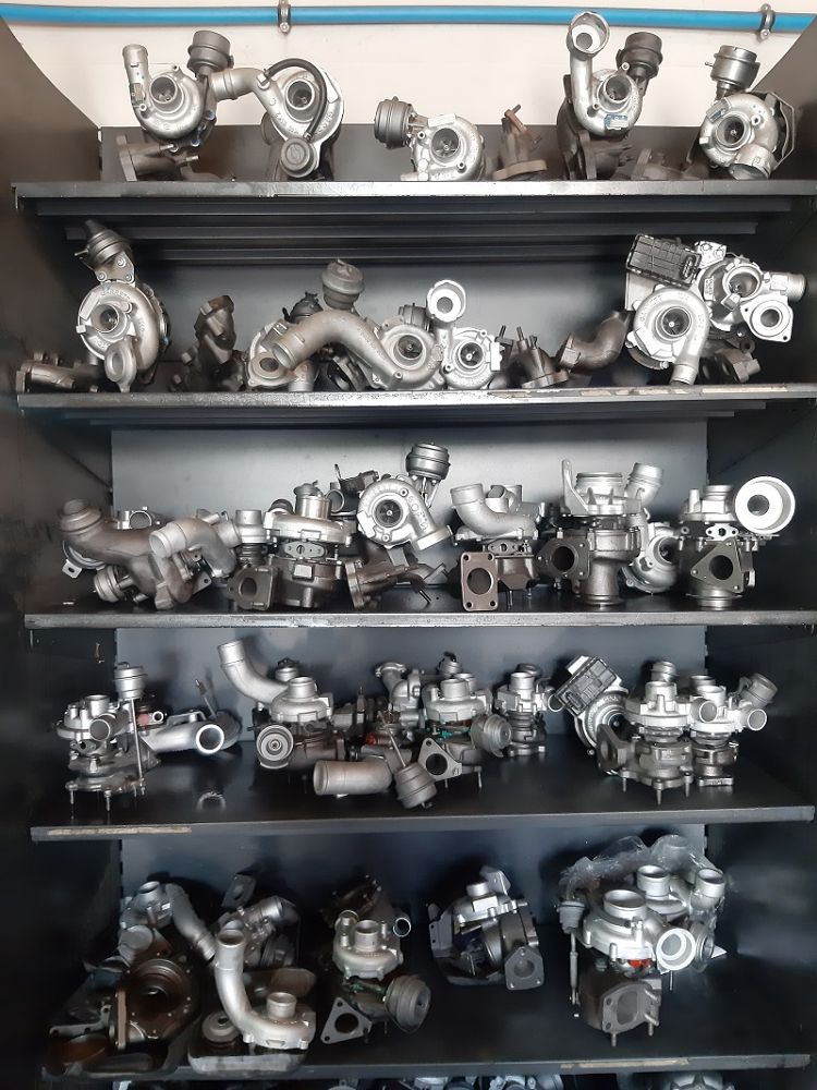 Wiele modeli turbosprężarek jest dostępnych w firmie AUTOREG